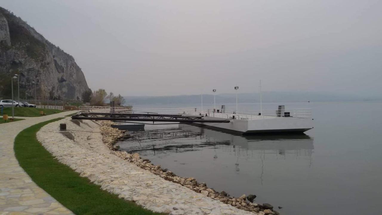 Sobe Seka Hotel Golubac Exterior foto